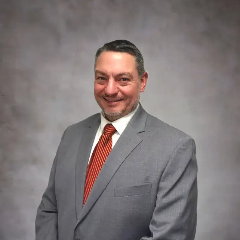 Aaron headshot-square-808x798